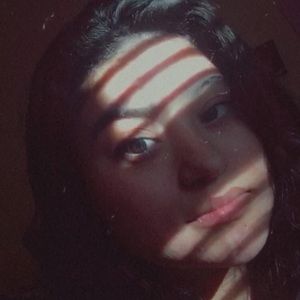 Meet your Posher, Ana